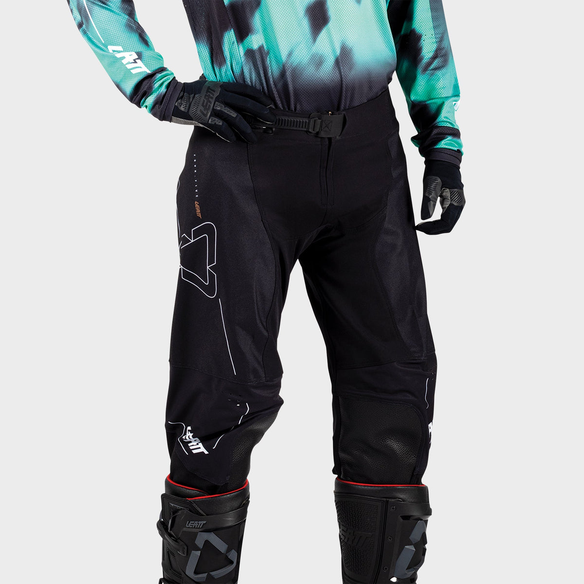 Moto 4.5 Pant
